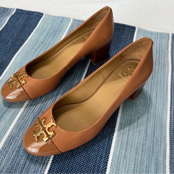 TORY BURCH RALEIGH CAP TOE PUMP
NWOT never worn. - Picture 11 of 14